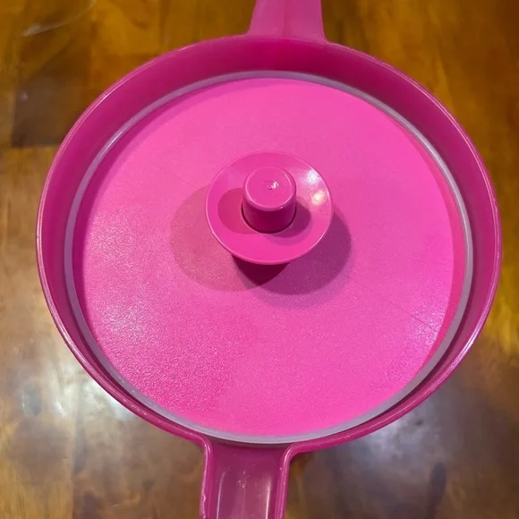 Vintage Tupperware Pitcher Set – Pink & Orange - Picture 6 of 10